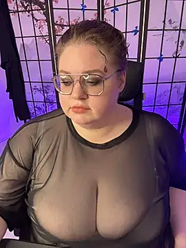 Snapshot of DriveThruChloe chatting on 1, 8, 2026 DriveThruChloe online show from 1, 8, 2026
