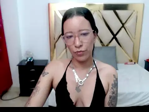 Snapshot of RoxyInk chatting on 28, 7, 2026 RoxyInk online show from 28, 7, 2026