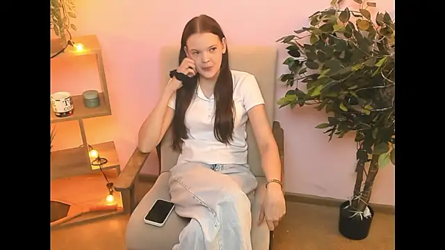 ShaniGalimore online show from 28, 7, 2026