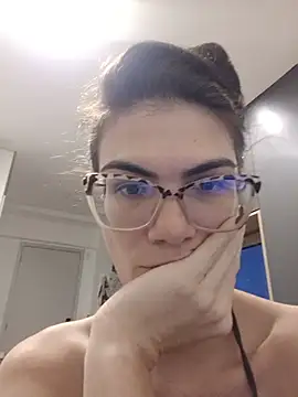BrunaColomboTrans online show from 28, 7, 2026
