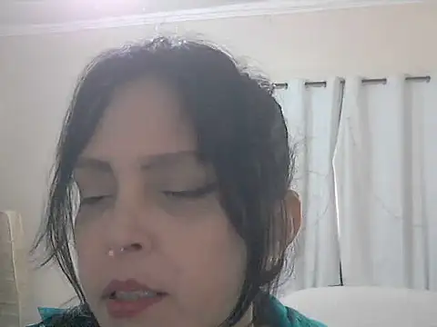 Snapshot of isabellaaa_bby chatting on 7, 8, 2026 isabellaaa bby online show from 7, 8, 2026
