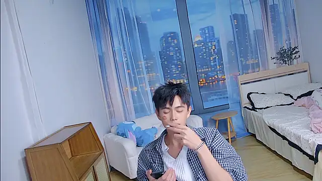 Snapshot of xiaoyang-FF chatting on 28, 7, 2026 xiaoyang-FF online show from 28, 7, 2026