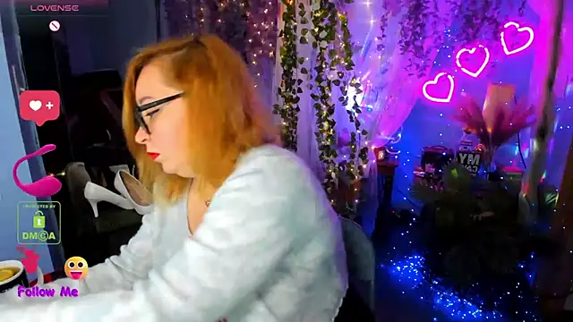 EllieFantastique online show from 7, 3, 2025