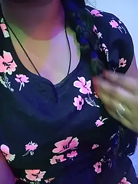 Snapshot of soniya_rajput5 chatting on 29, 7, 2026 soniya rajput5 online show from 29, 7, 2026