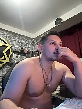 Snapshot of Xhurroo chatting on 28, 7, 2026 Xhurroo online show from 28, 7, 2026