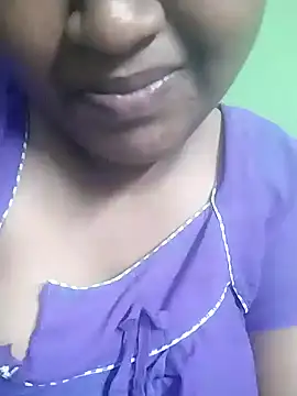 Snapshot of tamilfathima chatting on 1, 8, 2026 tamilfathima online show from 1, 8, 2026