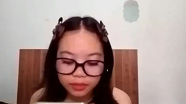 Snapshot of YunaSato chatting on 1, 8, 2026 YunaSato online show from 1, 8, 2026