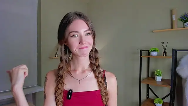 Cutie Putie online show from 29, 7, 2026