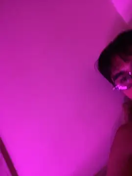 Xyrien Miller online show from 1, 8, 2026