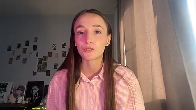 Snapshot of MerilynPlenty chatting on 31, 7, 2026 MerilynPlenty online show from 31, 7, 2026