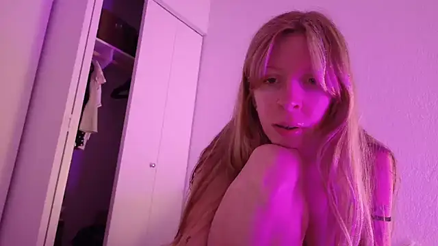 Lilbaely online show from 31, 7, 2026