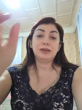Snapshot of CharlotteSiren chatting on 2, 8, 2026 CharlotteSiren online show from 2, 8, 2026