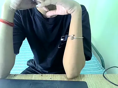 Snapshot of Naina-GF chatting on 2, 8, 2026 Naina-GF online show from 2, 8, 2026