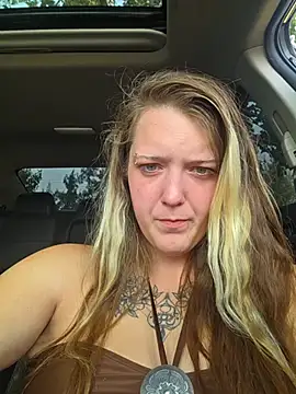 Snapshot of sinfulsiren13 chatting on 7, 8, 2026 sinfulsiren13 online show from 7, 8, 2026