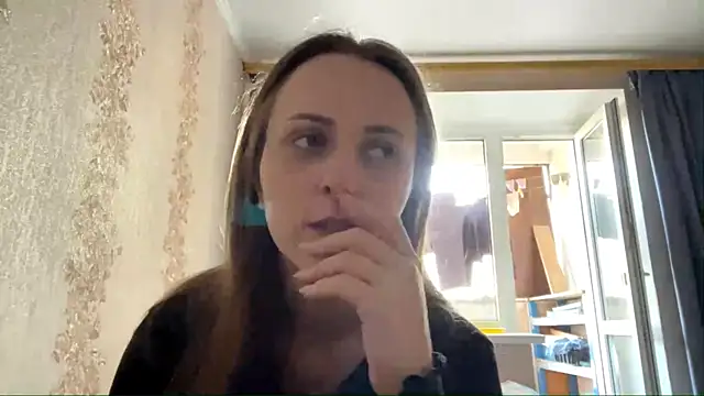 Snapshot of hayleix_x chatting on 4, 8, 2026 hayleix x online show from 4, 8, 2026
