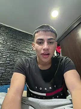 Snapshot of baby_dan chatting on 1, 8, 2026 baby dan online show from 1, 8, 2026