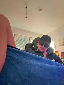 Robby-blow online show from 4, 8, 2026