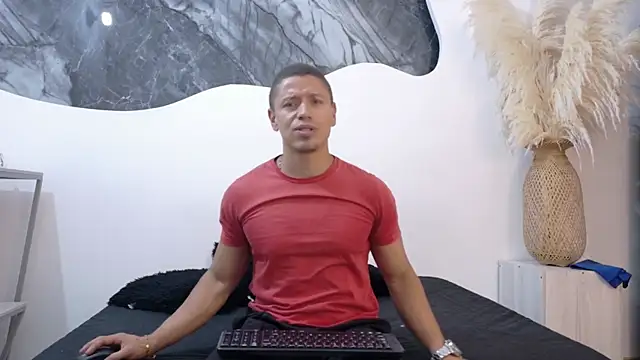 Thiago 16 online show from 4, 8, 2026