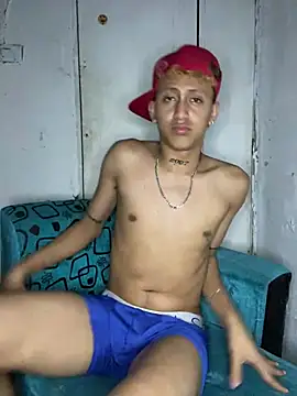 Snapshot of Luis_001_model chatting on 8, 8, 2026 Luis 001 model online show from 8, 8, 2026