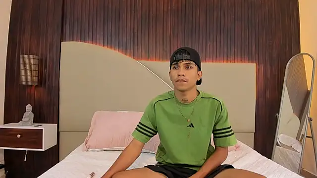 Alexxx B2026 online show from 4, 8, 2026