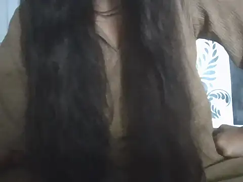 Miss Inaya online show from 5, 8, 2026