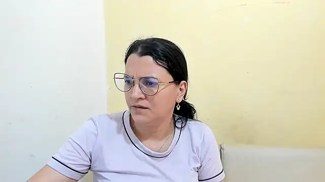 MARILYN GARCIA online show from 10, 2, 2026