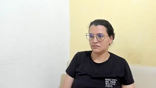 MARILYN GARCIA online show from 7, 2, 2026