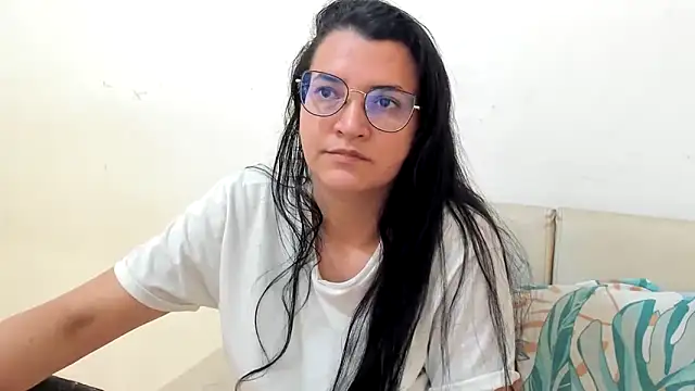 MARILYN GARCIA online show from 10, 3, 2026