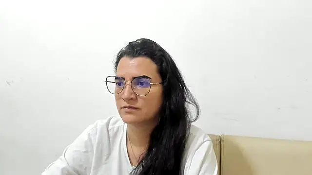 MARILYN GARCIA online show from 6, 3, 2026