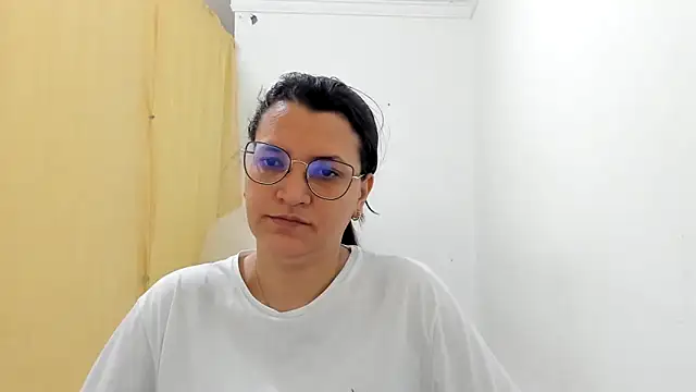 MARILYN GARCIA online show from 17, 10, 2025