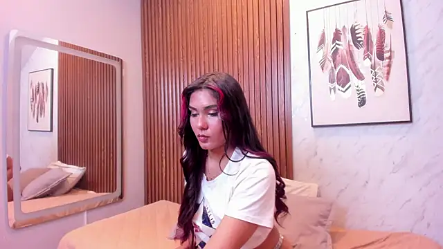 Alis Latifa online show from 5, 8, 2026