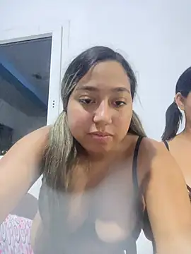 Snapshot of Lia_x_Sacha chatting on 6, 8, 2026 Lia x Sacha online show from 6, 8, 2026
