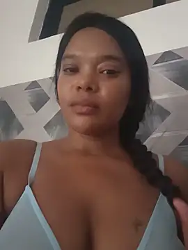 Snapshot of travieza769 chatting on 5, 8, 2026 travieza769 online show from 5, 8, 2026