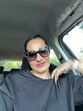 Snapshot of velvetluna92 chatting on 7, 8, 2026 velvetluna92 online show from 7, 8, 2026