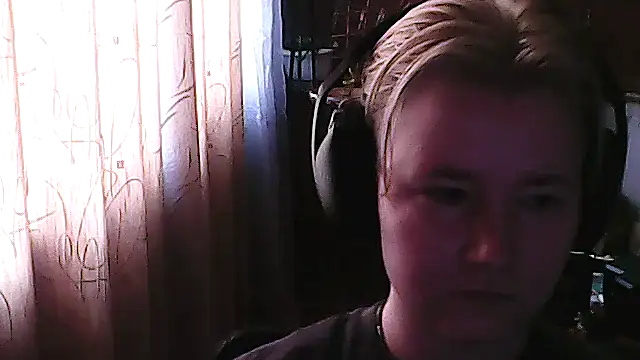 Snapshot of MadisonReedd chatting on 7, 8, 2026 MadisonReedd online show from 7, 8, 2026