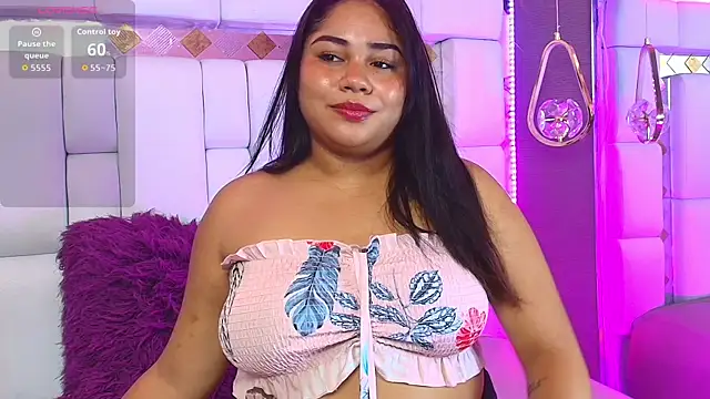 Aisha-Saadi online show from 7, 8, 2026