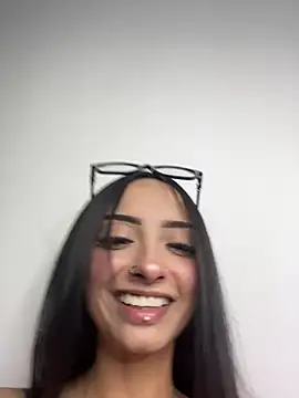 Snapshot of Antonella_Russ chatting on 7, 8, 2026 Antonella Russ online show from 7, 8, 2026
