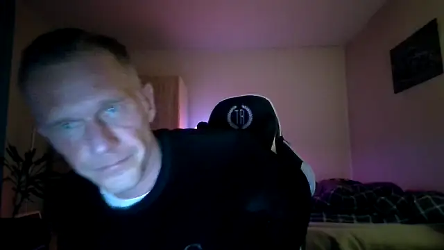 Snapshot of slaveboy2016@xh chatting on 30, 12, 2024 slaveboy2016xh online show from 30, 12, 2024