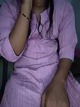 Snapshot of RASHMI_Lave chatting on 9, 8, 2026 RASHMI Lave online show from 9, 8, 2026