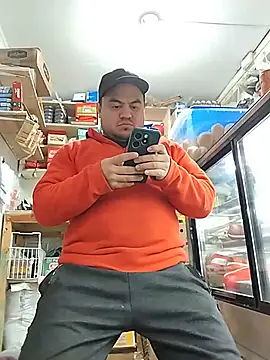 Snapshot of MrcockB chatting on 7, 8, 2026 MrcockB online show from 7, 8, 2026