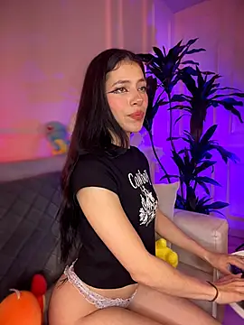 RunixDoll online show from 8, 8, 2026