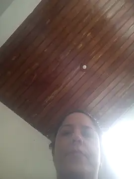Snapshot of tiazinhaMilf chatting on 8, 8, 2026 tiazinhaMilf online show from 8, 8, 2026
