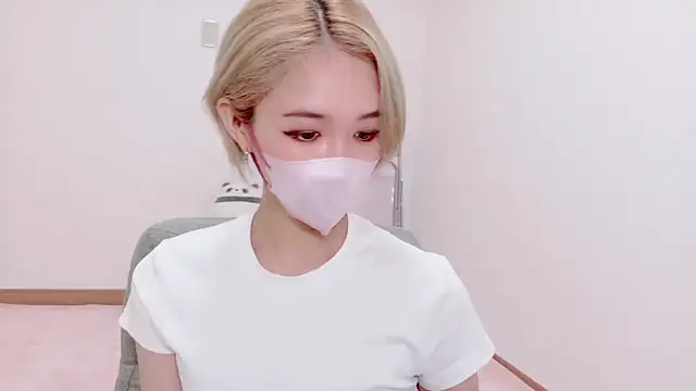 Snapshot of yun_pisu chatting on 8, 8, 2026 yun pisu online show from 8, 8, 2026