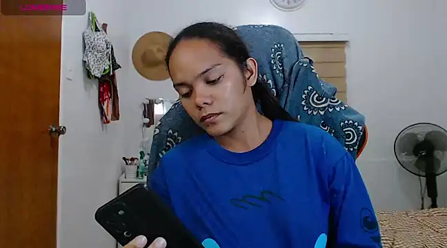 ava sheeks online show from 20, 3, 2025