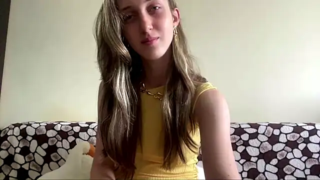 Snapshot of AsunaroCute chatting on 10, 8, 2026 AsunaroCute online show from 10, 8, 2026