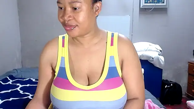 Snapshot of BigAreola26 chatting on 7, 8, 2026 BigAreola26 online show from 7, 8, 2026