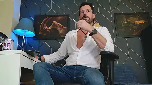 Snapshot of ChrisKox chatting on 24, 10, 2025 ChrisKox online show from 24, 10, 2025