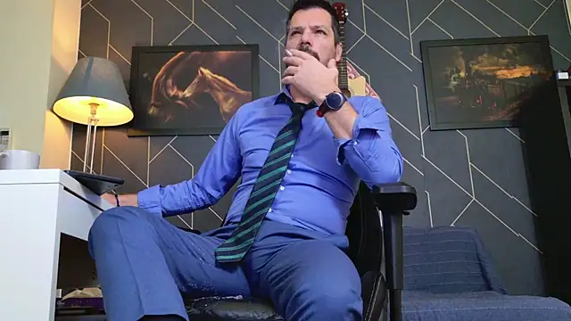 Snapshot of ChrisKox chatting on 9, 11, 2025 ChrisKox online show from 9, 11, 2025