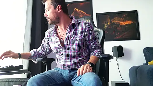Snapshot of ChrisKox chatting on 15, 6, 2026 ChrisKox online show from 15, 6, 2026