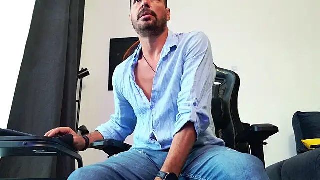 Snapshot of ChrisKox chatting on 24, 7, 2026 ChrisKox online show from 24, 7, 2026